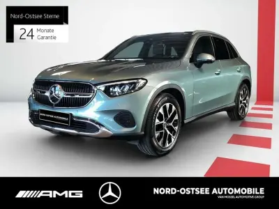 Gebraucht Mercedes GLC220 Avantgarde 197 PS (144 kW) 2024 Metalliclack verdesilber SUV