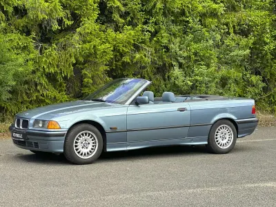 Gebraucht BMW 318 116 PS (85 kW) 1995 Blau Cabrio