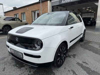 Honda e