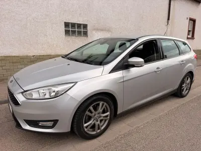 Gebraucht Ford Focus Business Edition 101 PS (74 kW) 2015 Silber Limousine