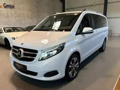 Gebraucht Mercedes V250 Avantgarde 190 PS (139 kW) 2019 Weiß Van / Kleinbus
