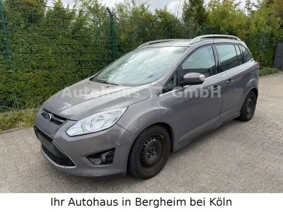 Gebraucht Ford Grand C-Max 116 PS (85 kW) 2015 Grau Van / Kleinbus