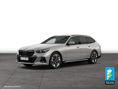 Usata BMW 550e M Sport 489 CV (359 kW) 2025 Grigio Station wagon