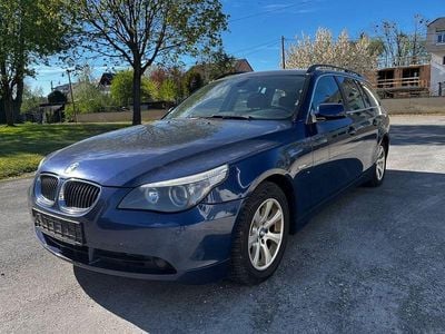 Begagnad BMW 525 Sport Line 177 HK (130 kW) 2006 Blå Kombi