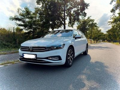 Gebraucht VW Passat Business 200 PS (147 kW) 2021 Weiß Kombi