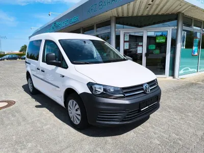 Gebraucht VW Caddy 102 PS (75 kW) 2019 Weiß Van / Kleinbus