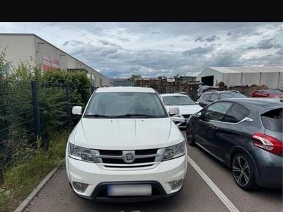 Second-hand Fiat Freemont 141 CP (103 kW) 2013 Alb SUV