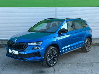 Gebraucht Skoda Karoq SportLine 150 PS (110 kW) 2025 Blau SUV