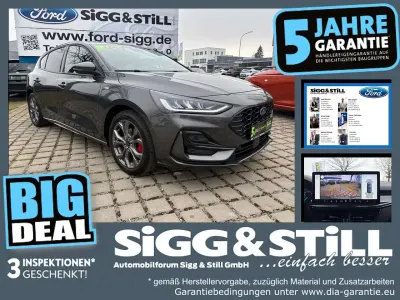 Gebraucht Ford Focus ST-Line 155 PS (114 kW) 2023 Magneticgrau (metallic) Limousine