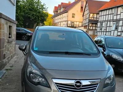 Gebraucht Opel Meriva 120 PS (88 kW) 2011 Beige Van / Kleinbus