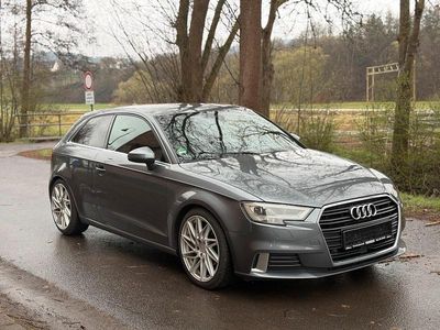 Gebraucht Audi A3 S-Line 150 PS (110 kW) 2017 Grau Kleinwagen
