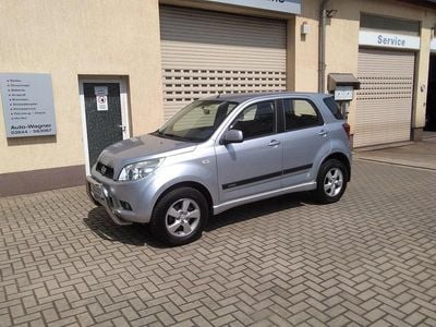 Silber Gebraucht 2008 Daihatsu Terios SUV | 8.500 € (Etwas zu teuer)