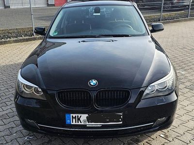 Gebraucht BMW 525 197 PS (144 kW) 2008 Schwarz Kombi