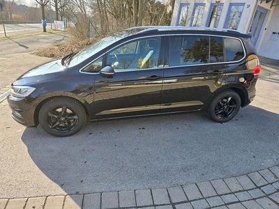 Gebraucht VW Touran Highline 150 PS (110 kW) 2018 Schwarz Van / Kleinbus