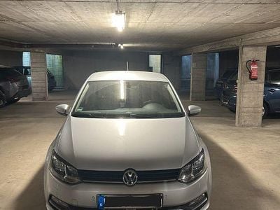 Gebraucht VW Polo Comfortline 90 PS (66 kW) 2014 Silber Limousine