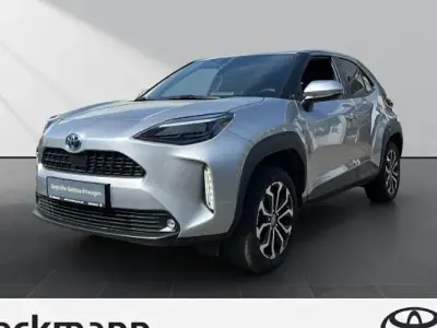 Brugt Toyota Yaris Cross Team 116 HK (85 kW) 2023 Sølv SUV
