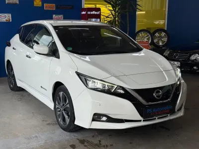 Gebraucht Nissan Leaf N-Connecta 110 kW (150 PS) 2018 Weiß Kleinwagen