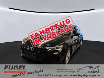 Gebraucht Audi e-tron Sportback S-Line 300 kW (408 PS) 2023 Mythosschwarz metallic SUV