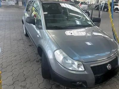 Gebraucht Fiat Sedici Dynamic 107 PS (78 kW) 2008 Silber SUV