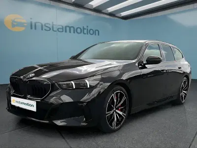 Gebraucht BMW 540 M Sport 286 PS (210 kW) 2026 Schwarz Kombi