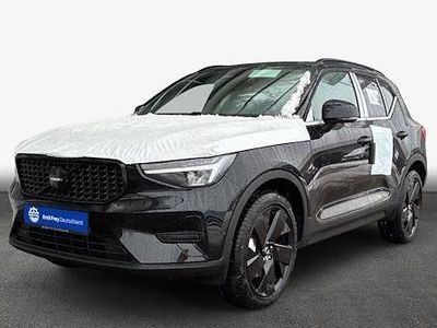 Neu Volvo XC40 Plus 197 PS (144 kW) 2026 Schwarz SUV