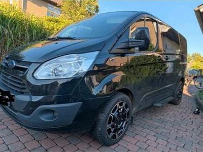 Second-hand Ford Tourneo 170 CP (125 kW) 2017 Negru Monovolum