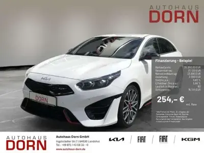 Gebraucht Kia ProCeed GT 204 PS (150 kW) 2022 Weiß Kleinwagen