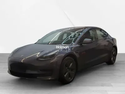 Käytetty Tesla Model 3 Standard Range Plus 239 kW (325 HP) 2021 Harmaa Sedan