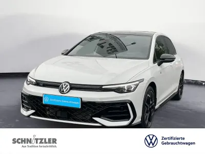 Gebraucht VW Golf VIII R-line 150 PS (110 kW) 2025 Pure white schwarz Limousine