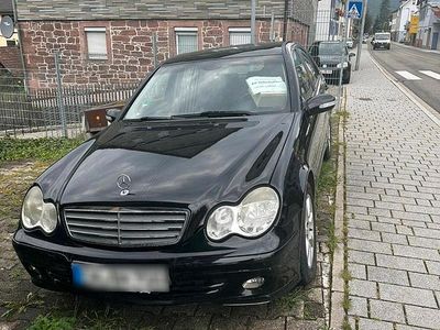 Gebraucht Mercedes C220 Classic 150 PS (110 kW) 2005 Schwarz Limousine