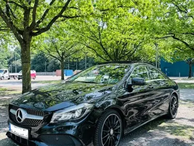Gebraucht Mercedes CLA180 AMG line 122 PS (89 kW) 2017 Schwarz Coupé