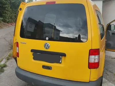 Gebraucht VW Caddy 69 PS (50 kW) 2005 Gelb Van / Kleinbus