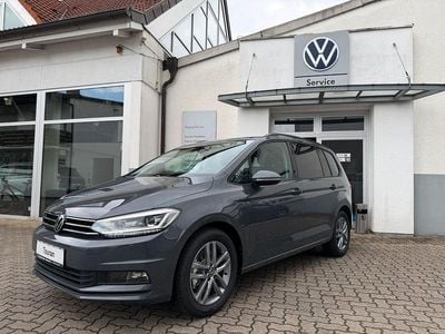 Nouă VW Touran Comfortline 150 CP (110 kW) 2026 Gri Monovolum