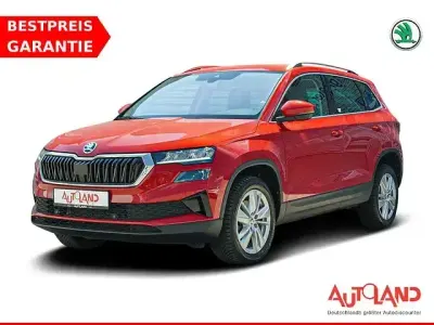 Gebraucht Skoda Karoq 150 PS (110 kW) 2024 Rot SUV