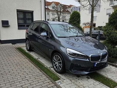 Gebraucht BMW 225 Advantage 224 PS (164 kW) 2018 Grau Kombi