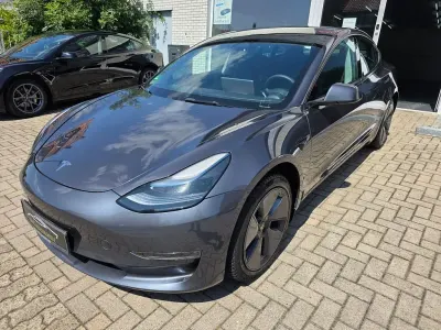 Gebraucht Tesla Model 3 RWD 208 kW (283 PS) 2023 Grau Limousine