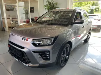 Gebraucht KGM Tivoli 163 PS (119 kW) 2024 Iron metal SUV