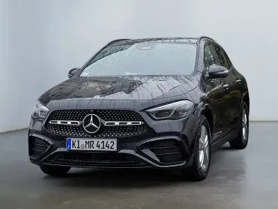 Gebraucht Mercedes GLA180 AMG 136 PS (100 kW) 2026 Schwarz SUV