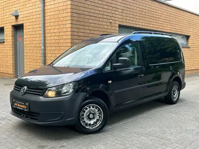 Usado VW Caddy 102 HP (75 kW) 2014 Preto Monovolume