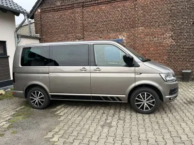 Gebraucht VW Multivan Edition 199 PS (146 kW) 2019 Beige Van / Kleinbus