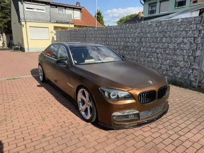 Gebraucht BMW 750L Sport Line 408 PS (300 kW) 2011 Braun Limousine