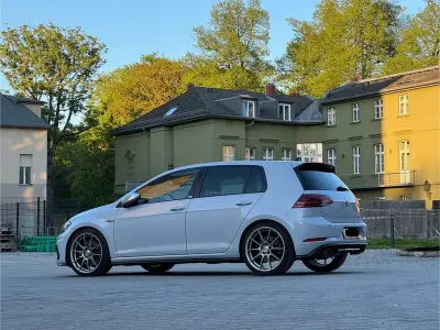 Gebraucht VW Golf VII R 310 PS (228 kW) 2018 Weiß Limousine