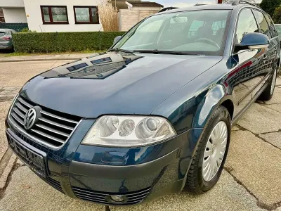 Gebraucht VW Passat Comfortline 150 PS (110 kW) 2004 Blau Kombi
