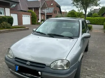 Gebraucht Opel Corsa 75 PS (55 kW) 1999 Grau Kleinwagen