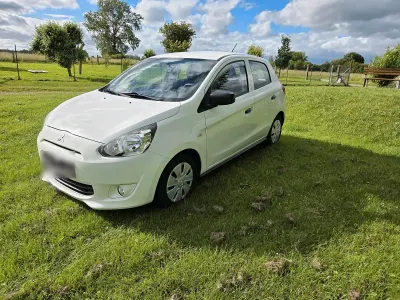 Gebraucht Mitsubishi Space Star 70 PS (51 kW) 2016 Weiß Kleinwagen