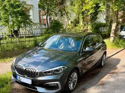 Gebraucht BMW 118 Luxury Line 140 PS (102 kW) 2020 Grau Kleinwagen