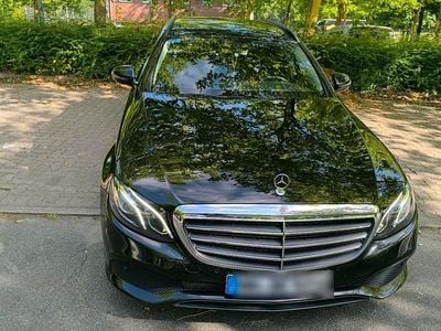 Mercedes E220
