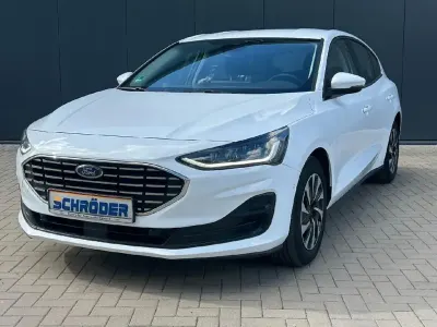 Gebraucht Ford Focus Titanium 155 PS (114 kW) 2023 Weiß Limousine