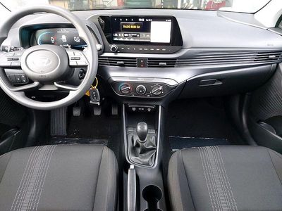 Ny Hyundai i20 Comfort 79 HK (58 kW) 2025 Blå Hatchback