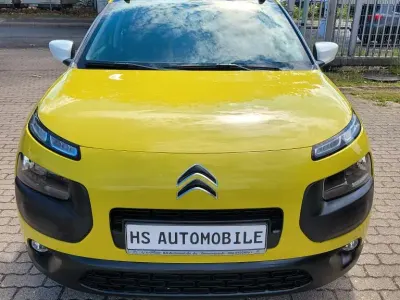 Gebraucht Citroën C4 Feel 99 PS (72 kW) 2016 Gelb Limousine
